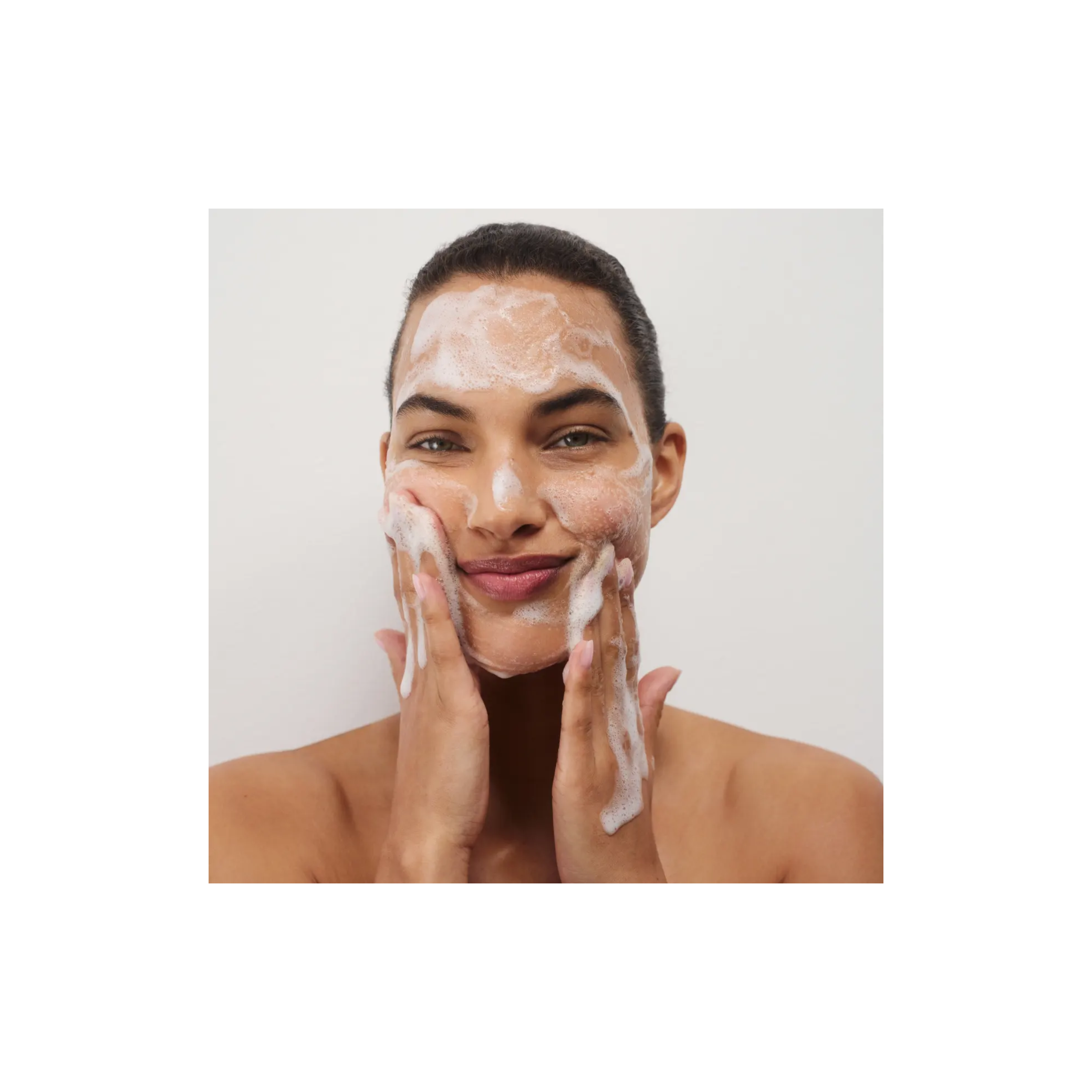 Daily Detox Foaming Cleanser