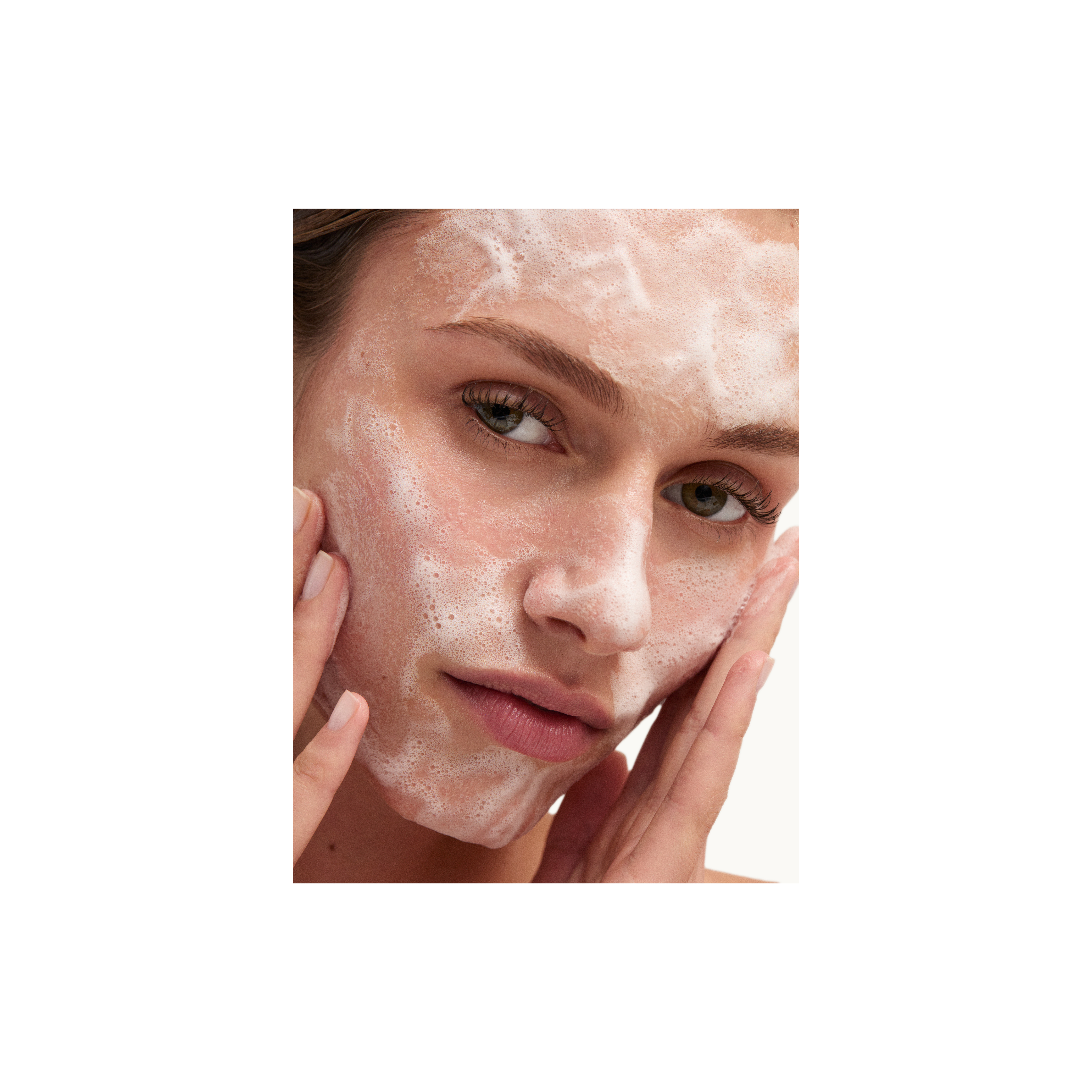 Daily Detox Foaming Cleanser